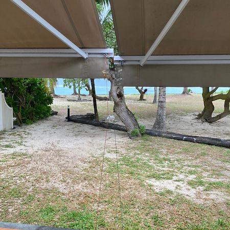 Fully Furnished Luxury Villa 3 Right On A Blue Ocean Belle Mare Exteriör bild